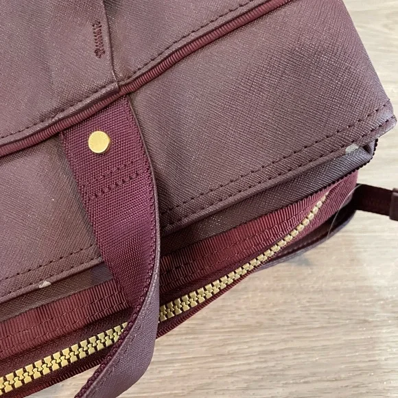 LULULEMON Wine Burgundy Duffle Gym Tote Bag. - Picture 13 of 15